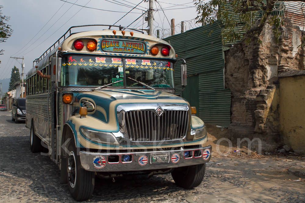Latin America: Chicken bus frenzy