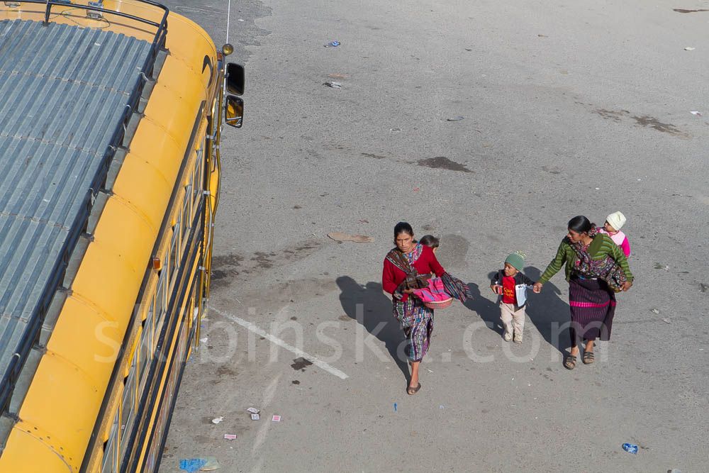 Latin America: Chicken bus frenzy